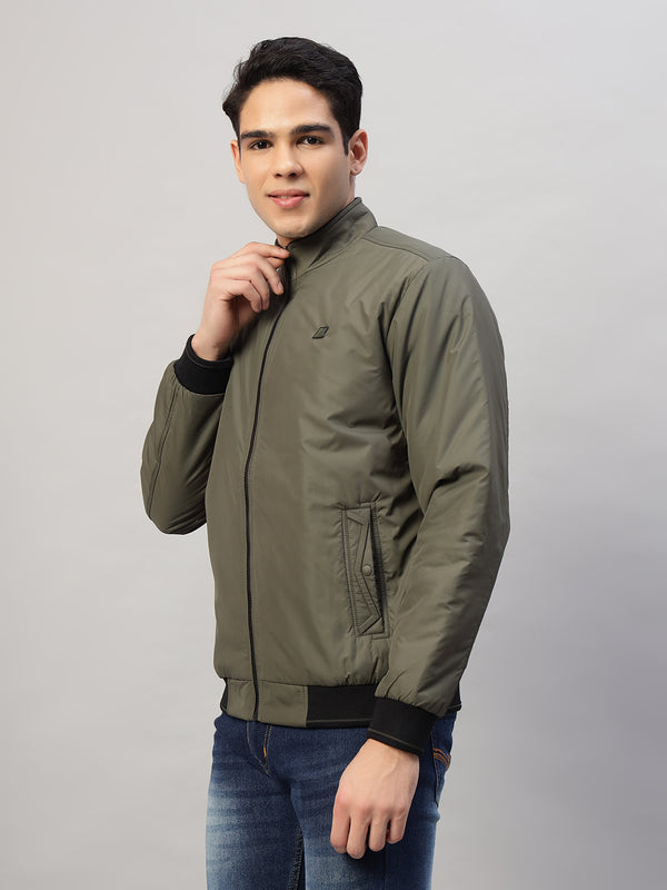 Winter Jackets for Men – Lightweight, Water-Resistant Olive Bomber Jacket with Classic Appeal