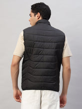 Men's Lightweight Maroon Sleeveless Quilted Puffer Jacket – Water-Resistant, Ultra-Comfortable, Stylish Outerwear